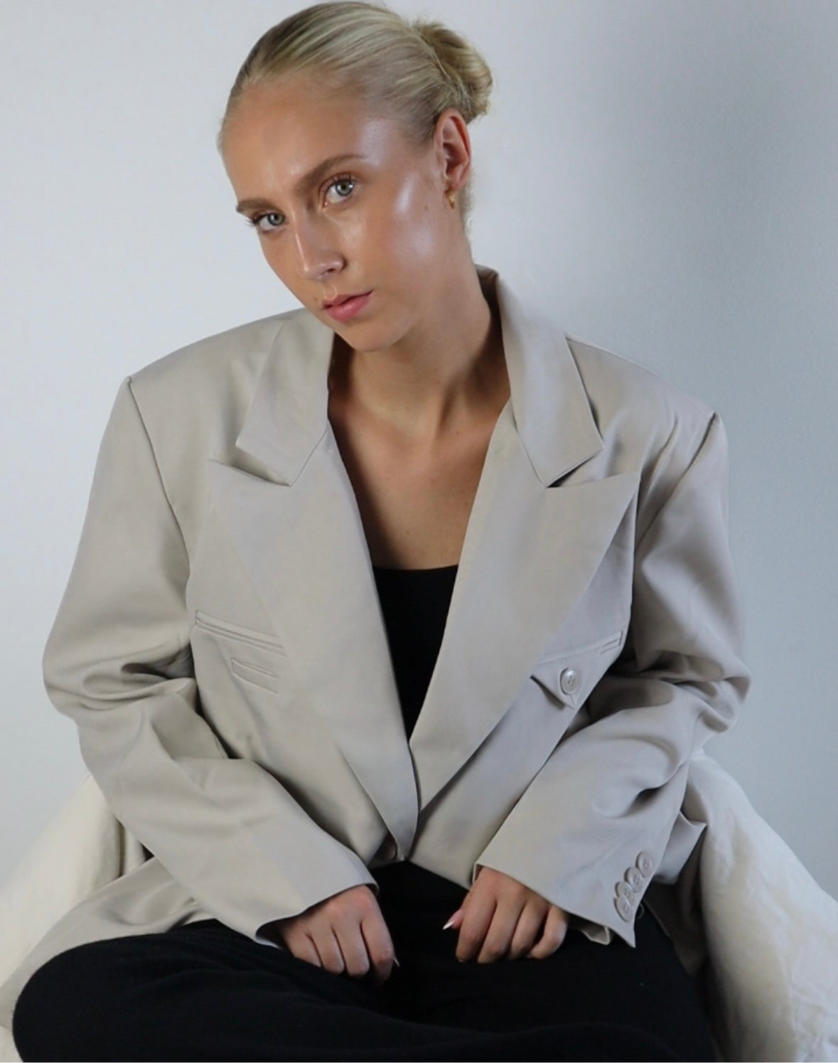 Mira Blazer
