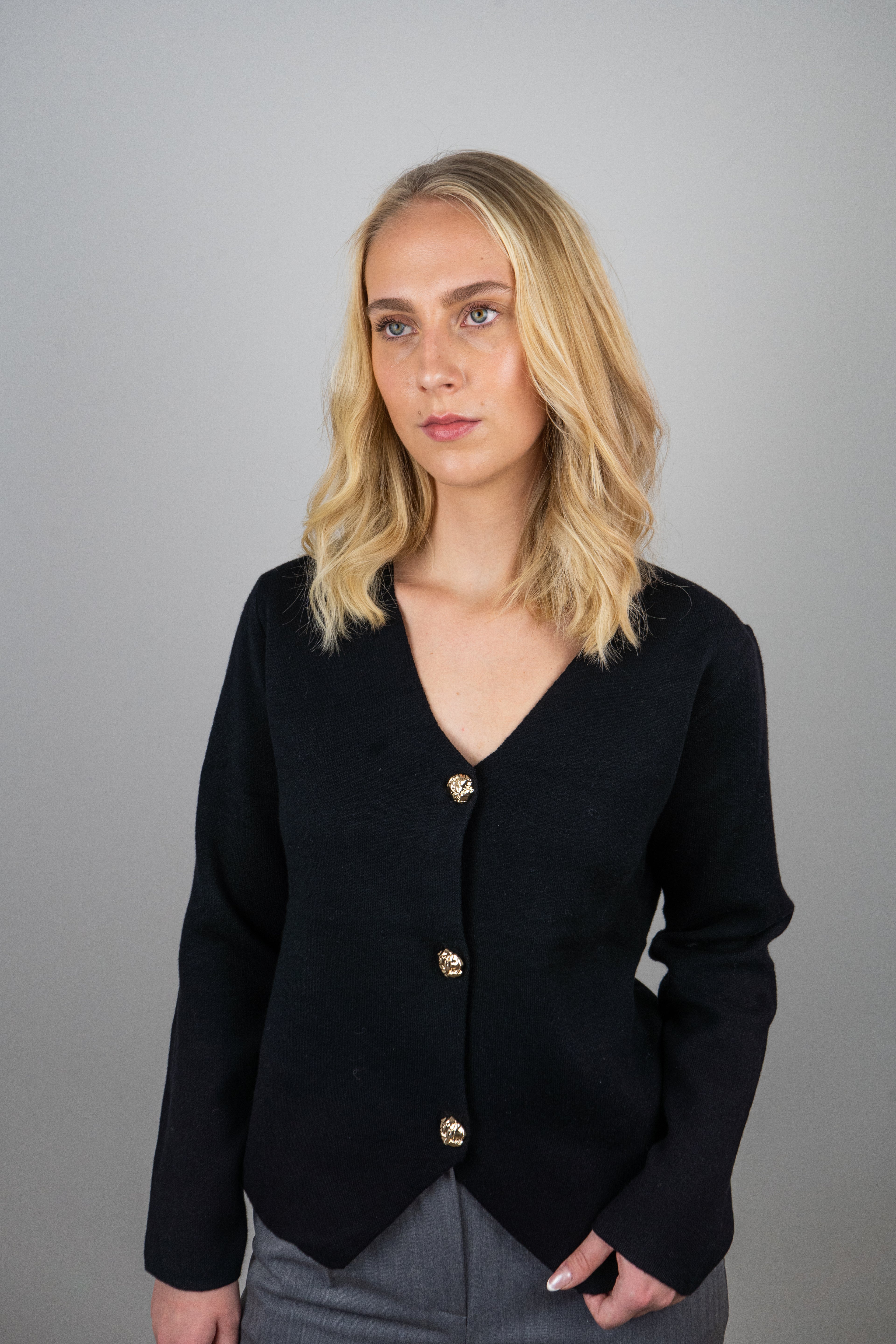 Dina Cardigan