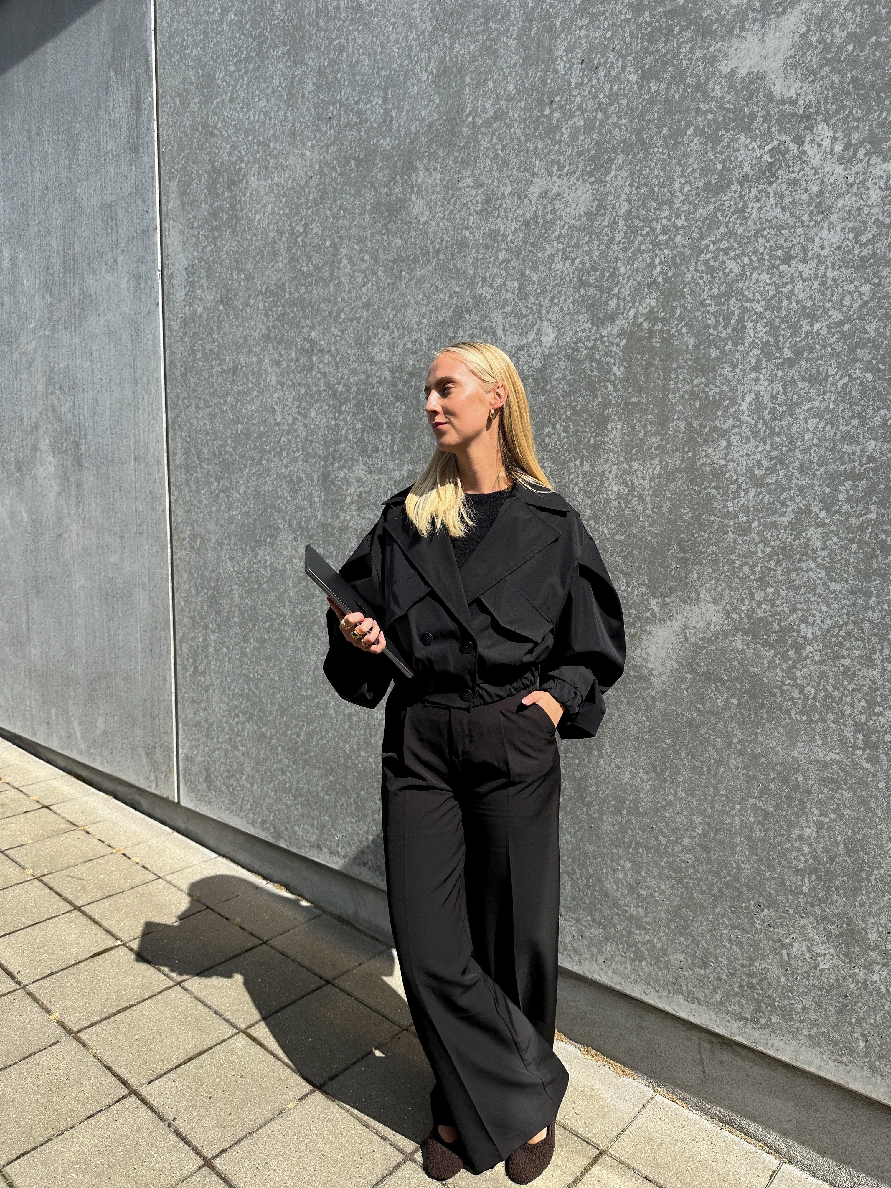 Elara kort Trenchcoat