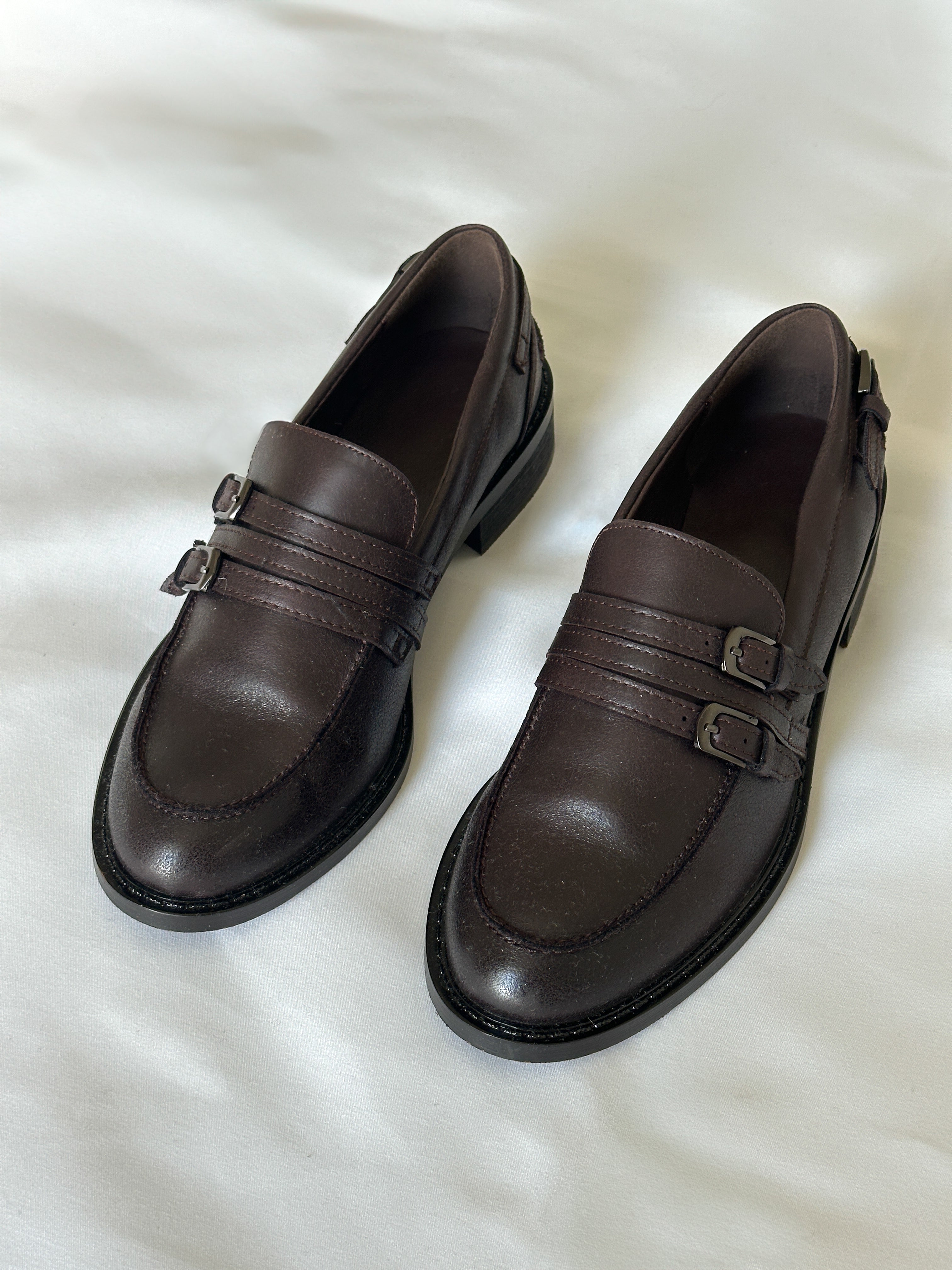 Bari Loafers