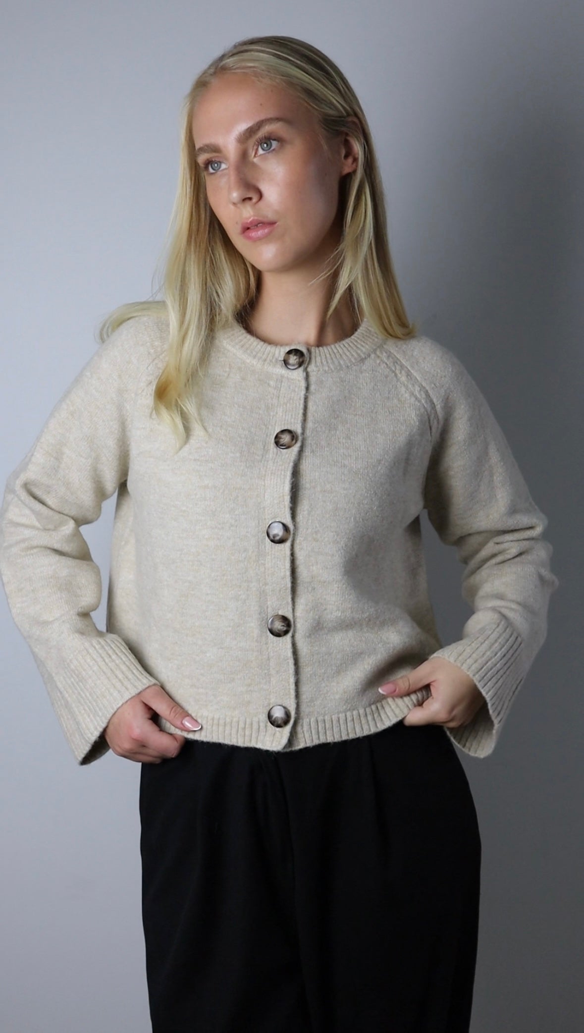 Eda Cardigan