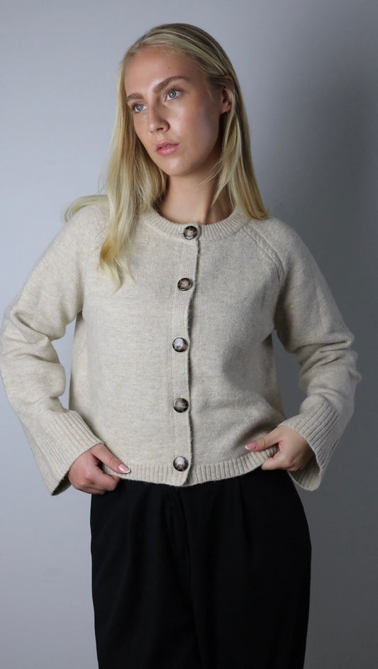 Eda Cardigan
