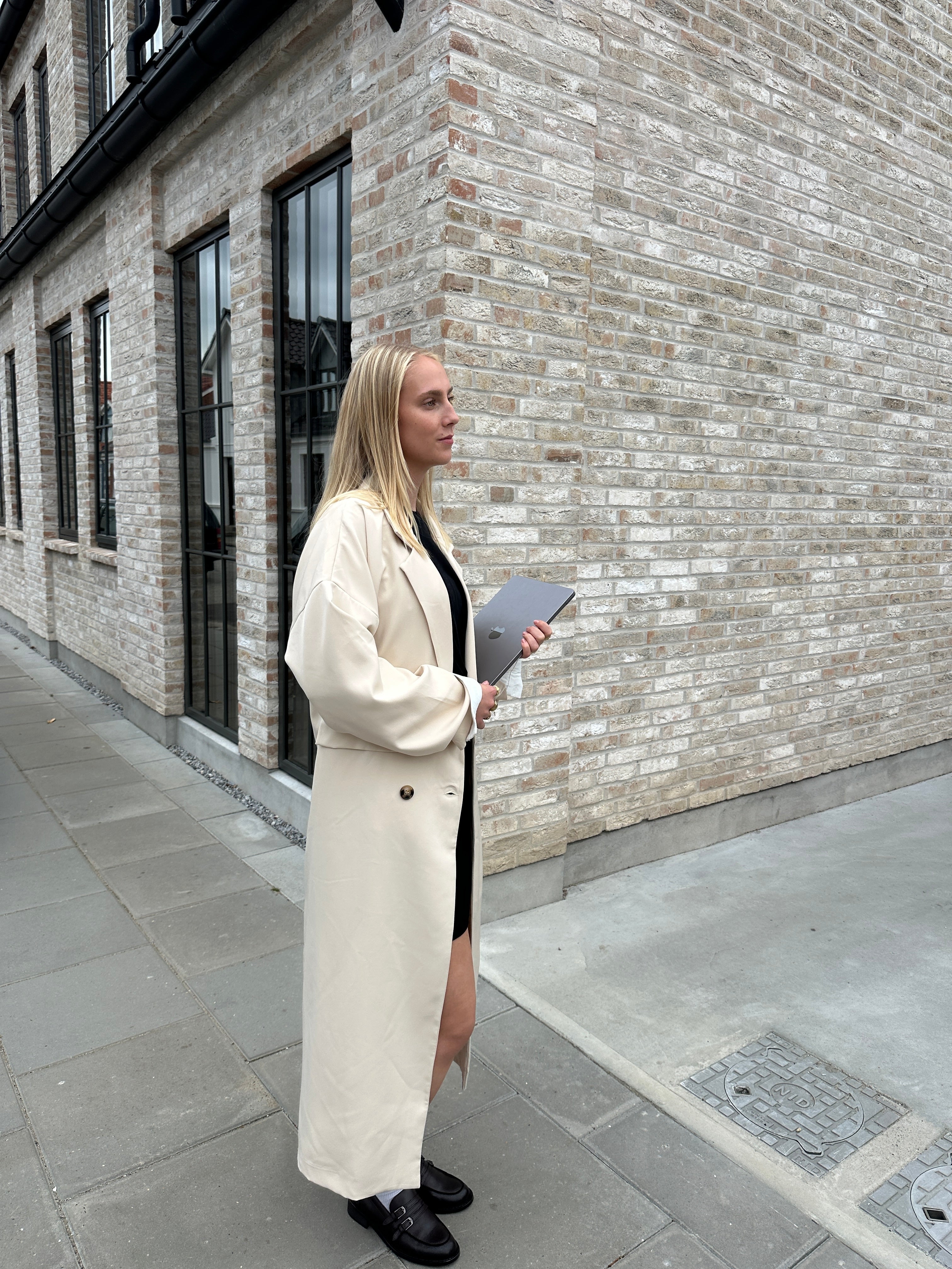 Yra Trenchcoat